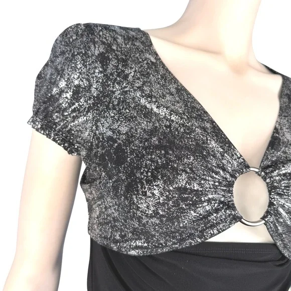 Y2K Keyhole Top Women's L Black‎ Silver Metallic Ring Accent Short Sleeve Club - Picture 11 of 11